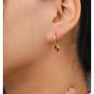 Gold Tone Oval Oblong Hoop Earrings
